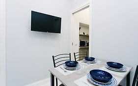 Magda Suite